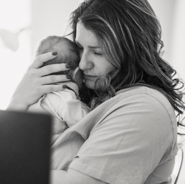 5 Tips for Navigating the Emotional Challenges of Returning to Work Post-Baby